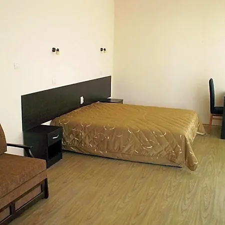 Hotel Serenity